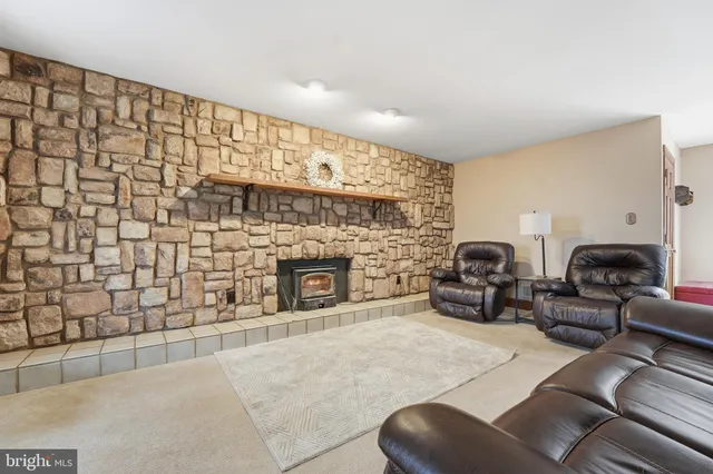 $749,000 | 7406 Bear Wallow Drive, Warrenton, VA 20186