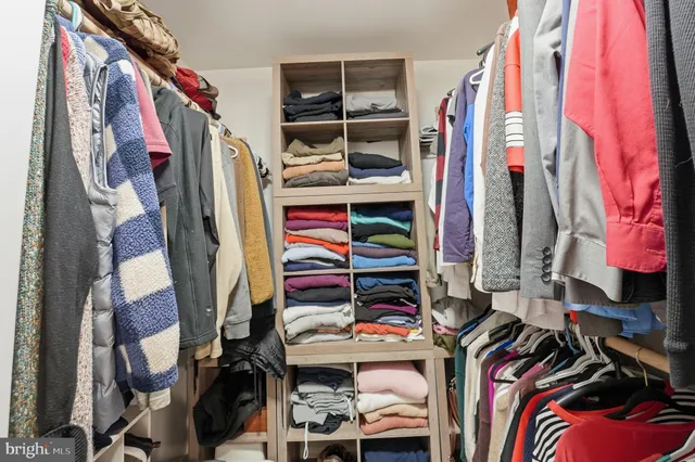 $749,000 | 7406 Bear Wallow Drive, Warrenton, VA 20186