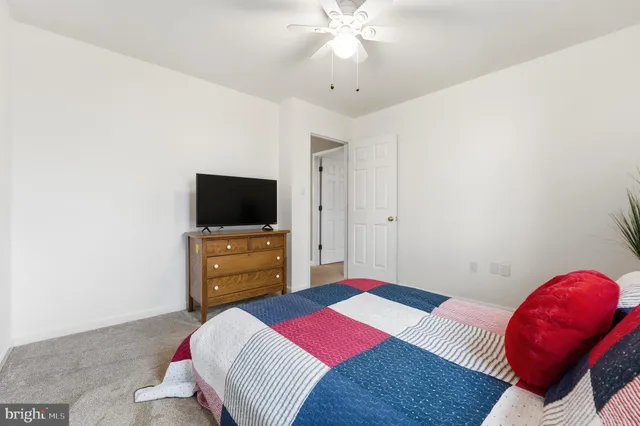 $749,000 | 7406 Bear Wallow Drive, Warrenton, VA 20186