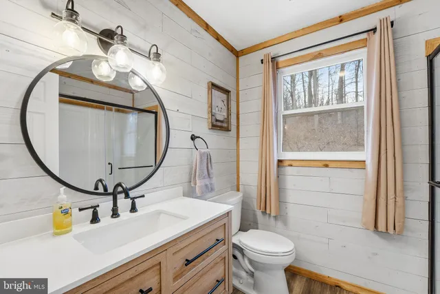 $749,000 | 7406 Bear Wallow Drive, Warrenton, VA 20186