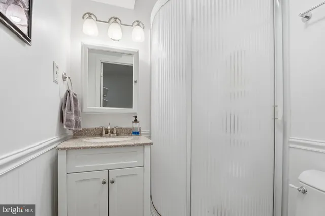 $749,000 | 7406 Bear Wallow Drive, Warrenton, VA 20186