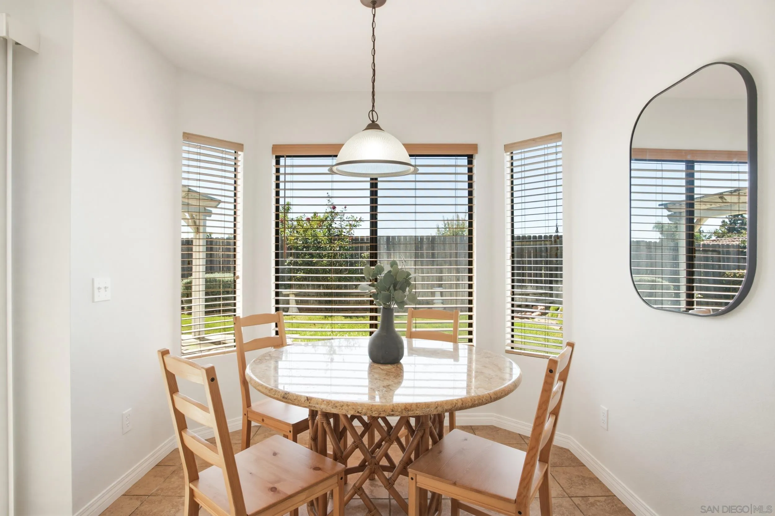 5375 Rio Plata Drive Oceanside, CA 92057 - Photo 7 of 32