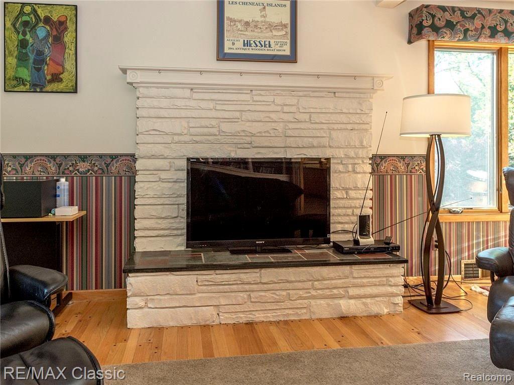 4194 Fieldbrook Road West Bloomfield, MI 48323 - Photo 20 of 43 4194_fieldbrook_int_004.jpg