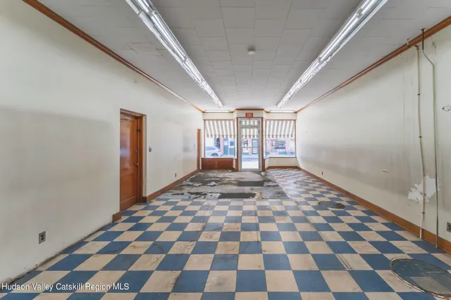 $1,200,000 | 211 Main Street, Saugerties, NY 12477