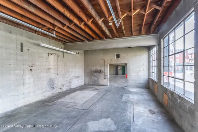 $1,200,000 | 211 Main Street, Saugerties, NY 12477