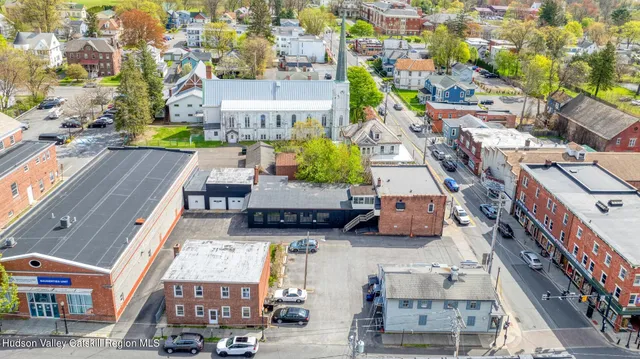 $1,200,000 | 211 Main Street, Saugerties, NY 12477