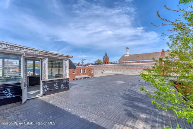 $1,200,000 | 211 Main Street, Saugerties, NY 12477