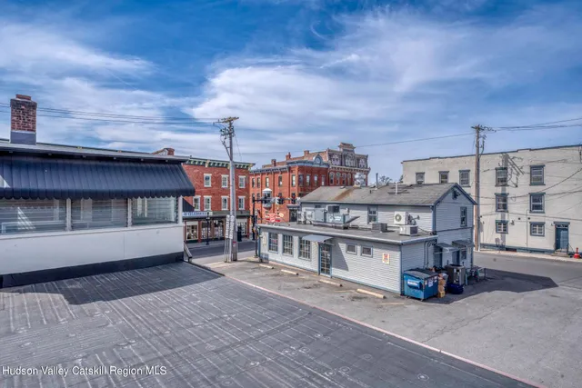 $1,200,000 | 211 Main Street, Saugerties, NY 12477