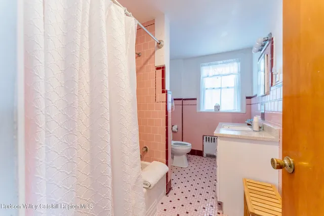 $1,200,000 | 211 Main Street, Saugerties, NY 12477