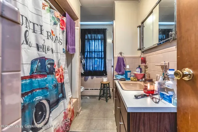 $1,200,000 | 211 Main Street, Saugerties, NY 12477