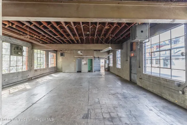 $1,200,000 | 211 Main Street, Saugerties, NY 12477