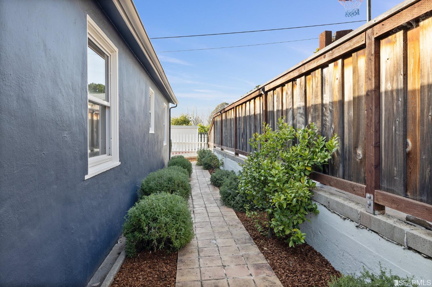 7318 Waldo Lane El Cerrito, CA 94530 - Photo 36 of 65