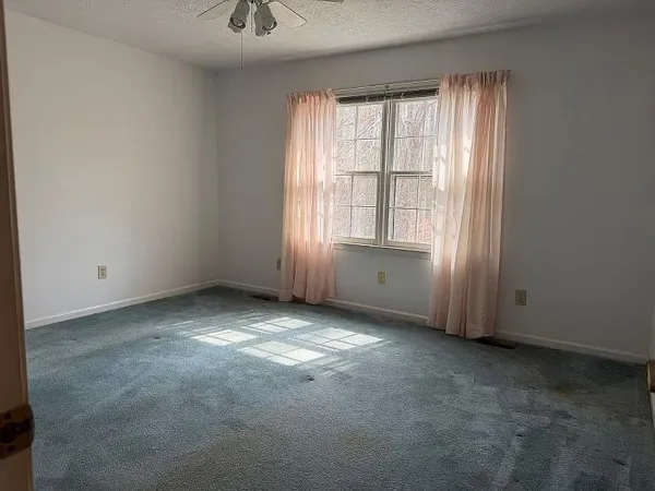 $199,000 | 120 Briarwood Place, Yorktown, VA 23692