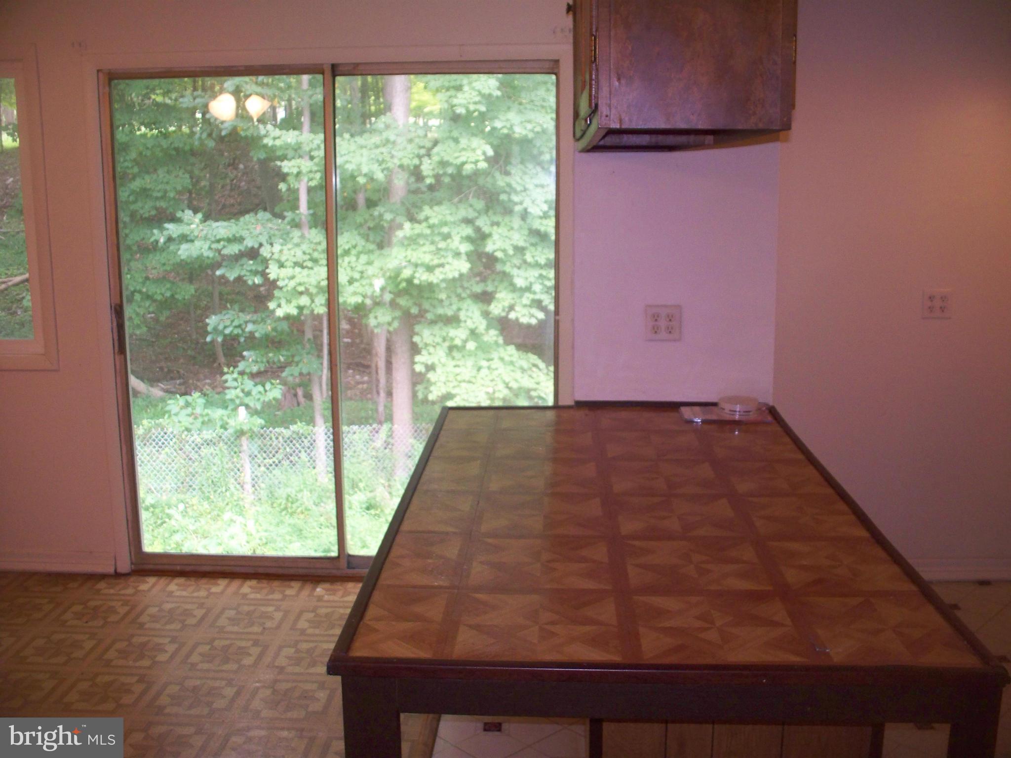 13809 Craddock Road Southwest Cumberland, MD 21502 - Photo 5 of 10 Kitchen