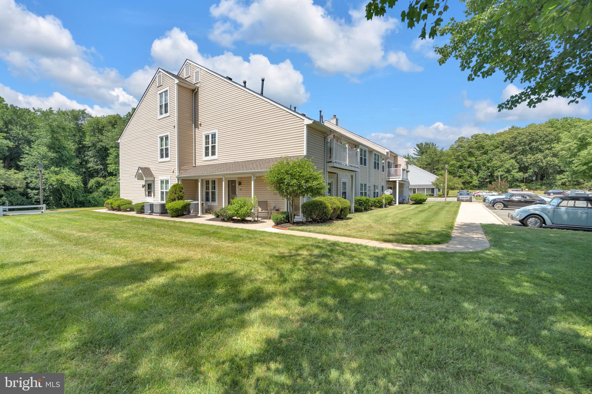 105 Devonshire Court Sewell, NJ 08080 - Photo 2 of 22