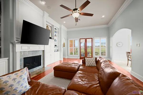 $499,999 | 2315 South Turnberry Avenue, Zachary, LA 70791