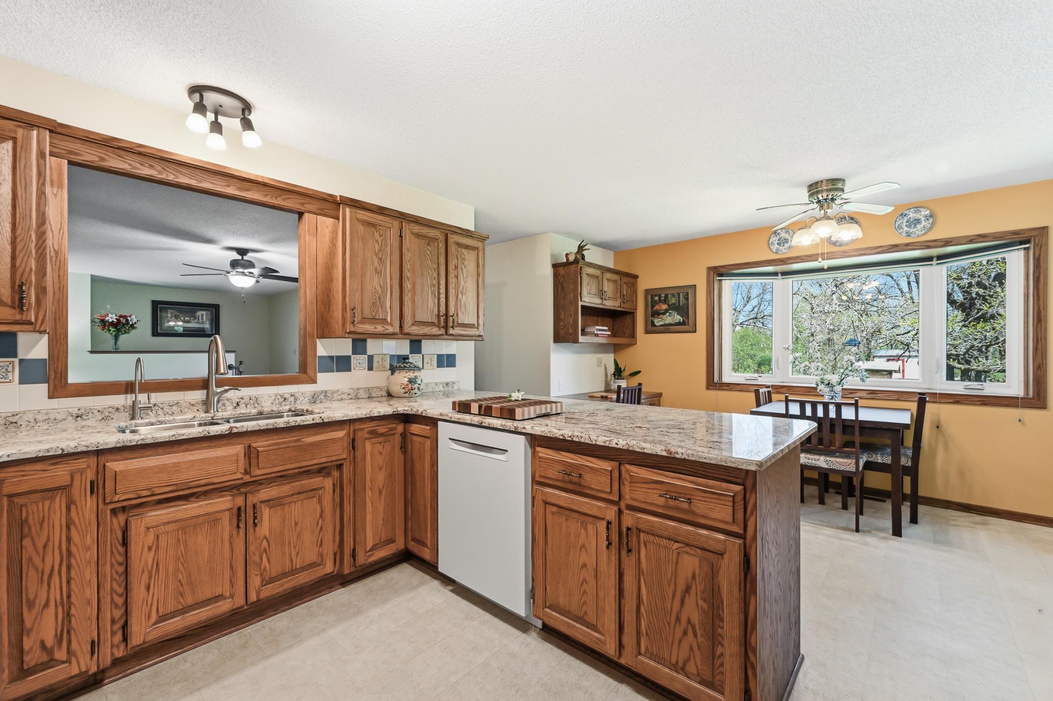 5955 Meadow Drive Southeast Rochester, MN 55904 - Photo 9 of 70
