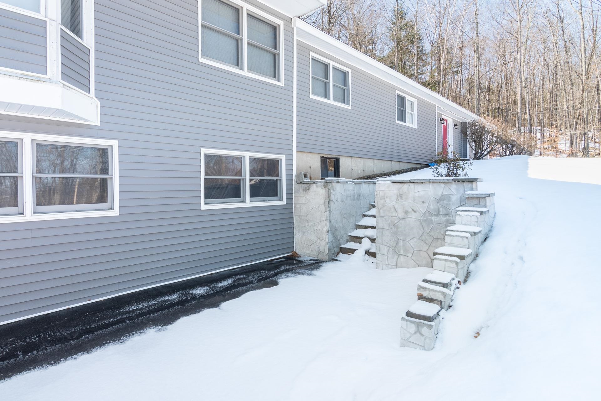 28 Hook Road Gilford, NH 03249 - Photo 3 of 37