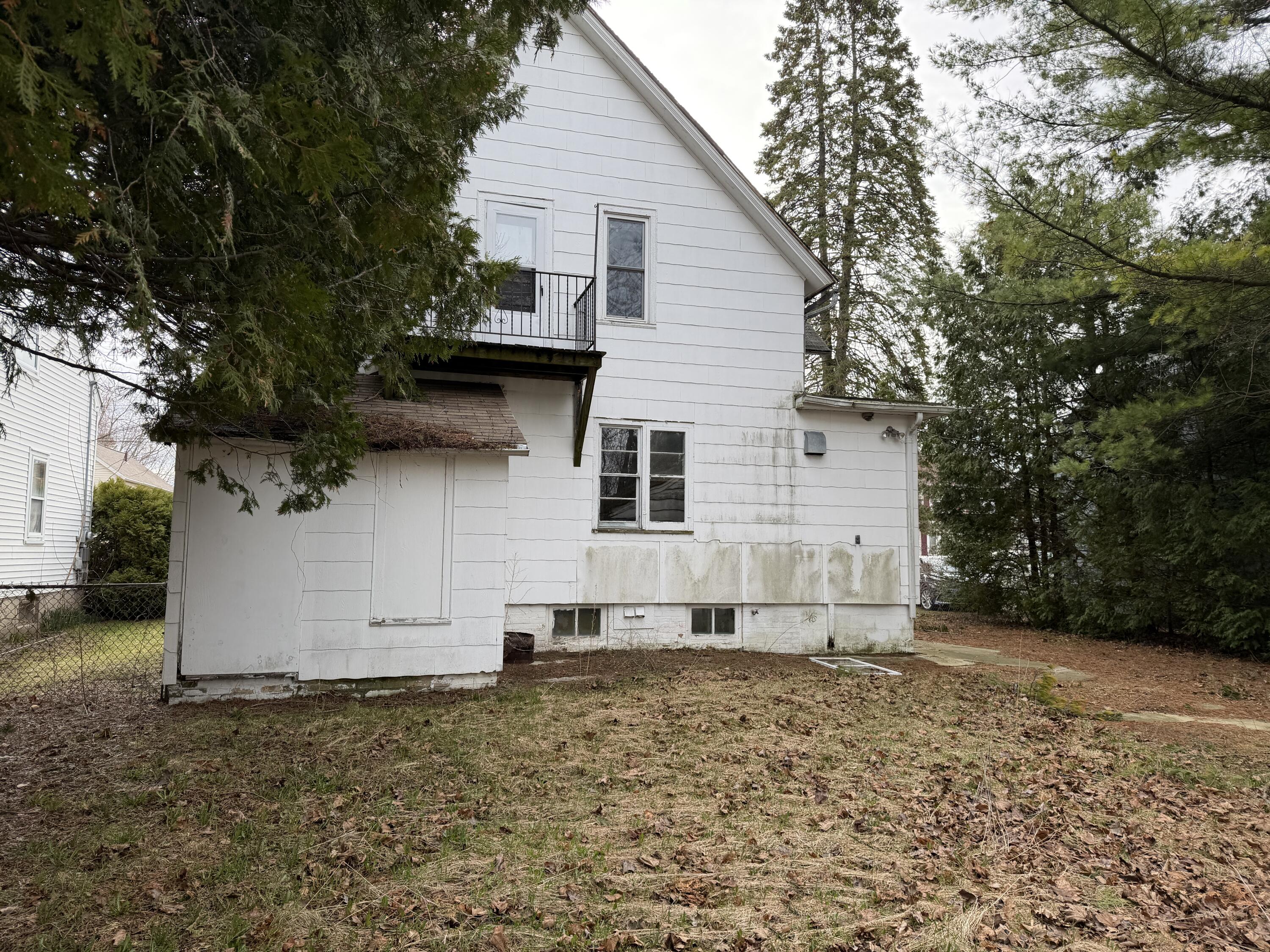 2014 Emmet Street Two Rivers, WI 54241 - Photo 13 of 13 Back of House
