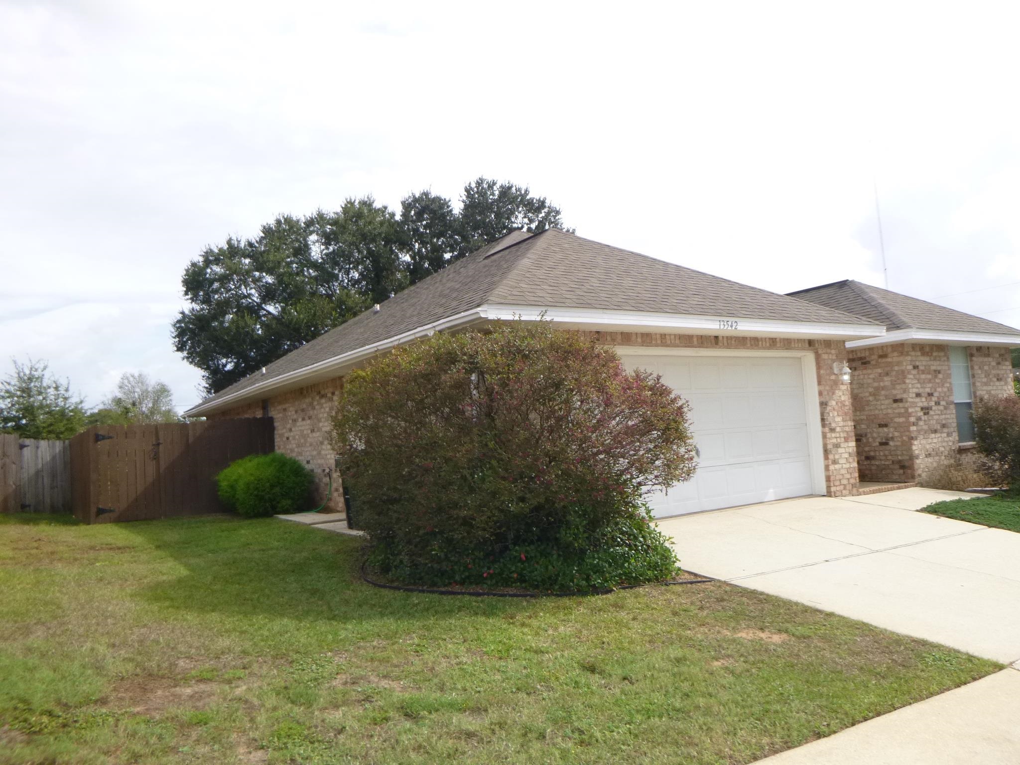13542 Chartres Street Foley, AL 36535 - Photo 3 of 36