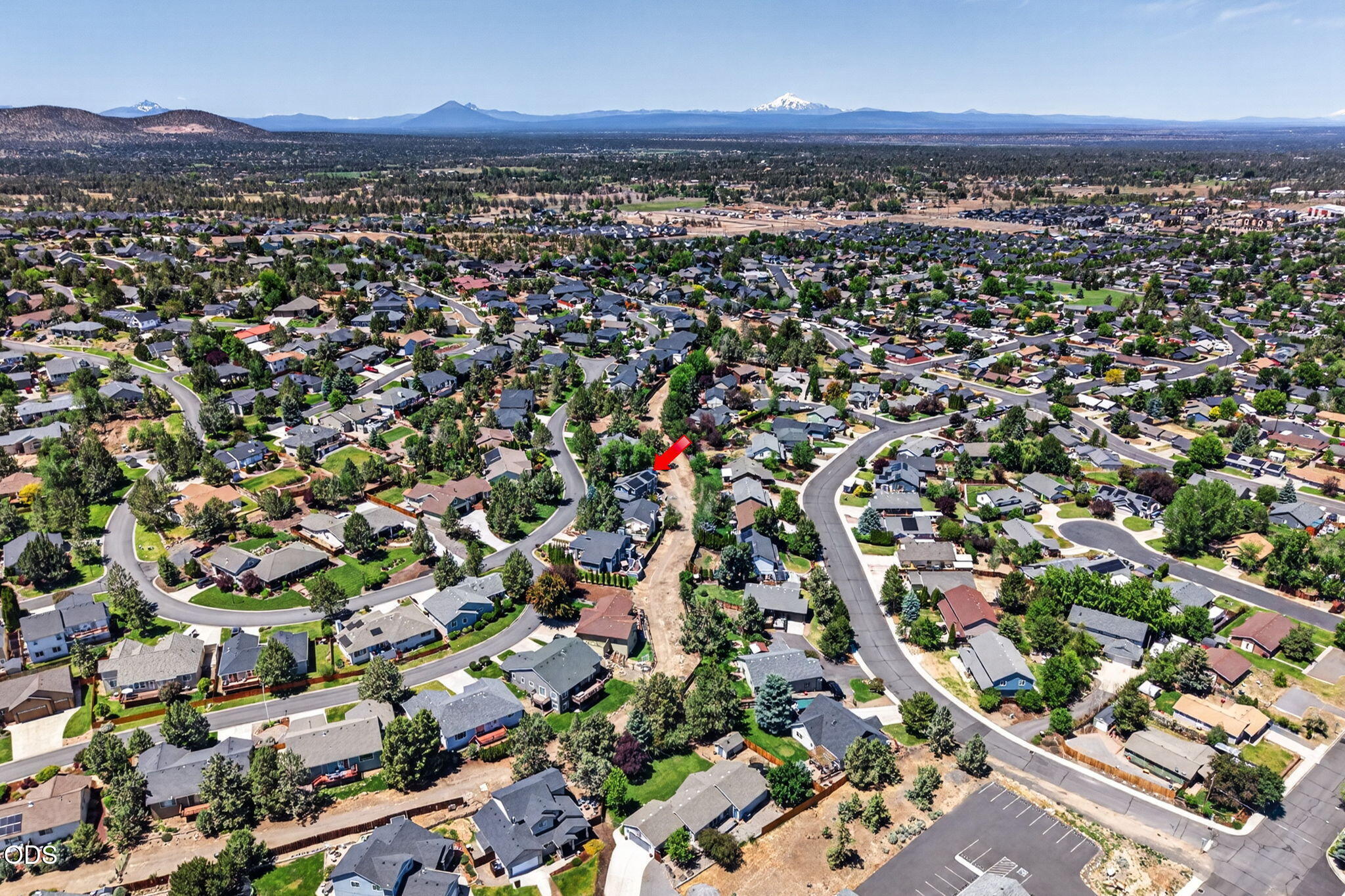 2486 Southwest Valleyview Drive Redmond, OR 97756 - Photo 53 of 55 an aerial view of residential houses with city view
