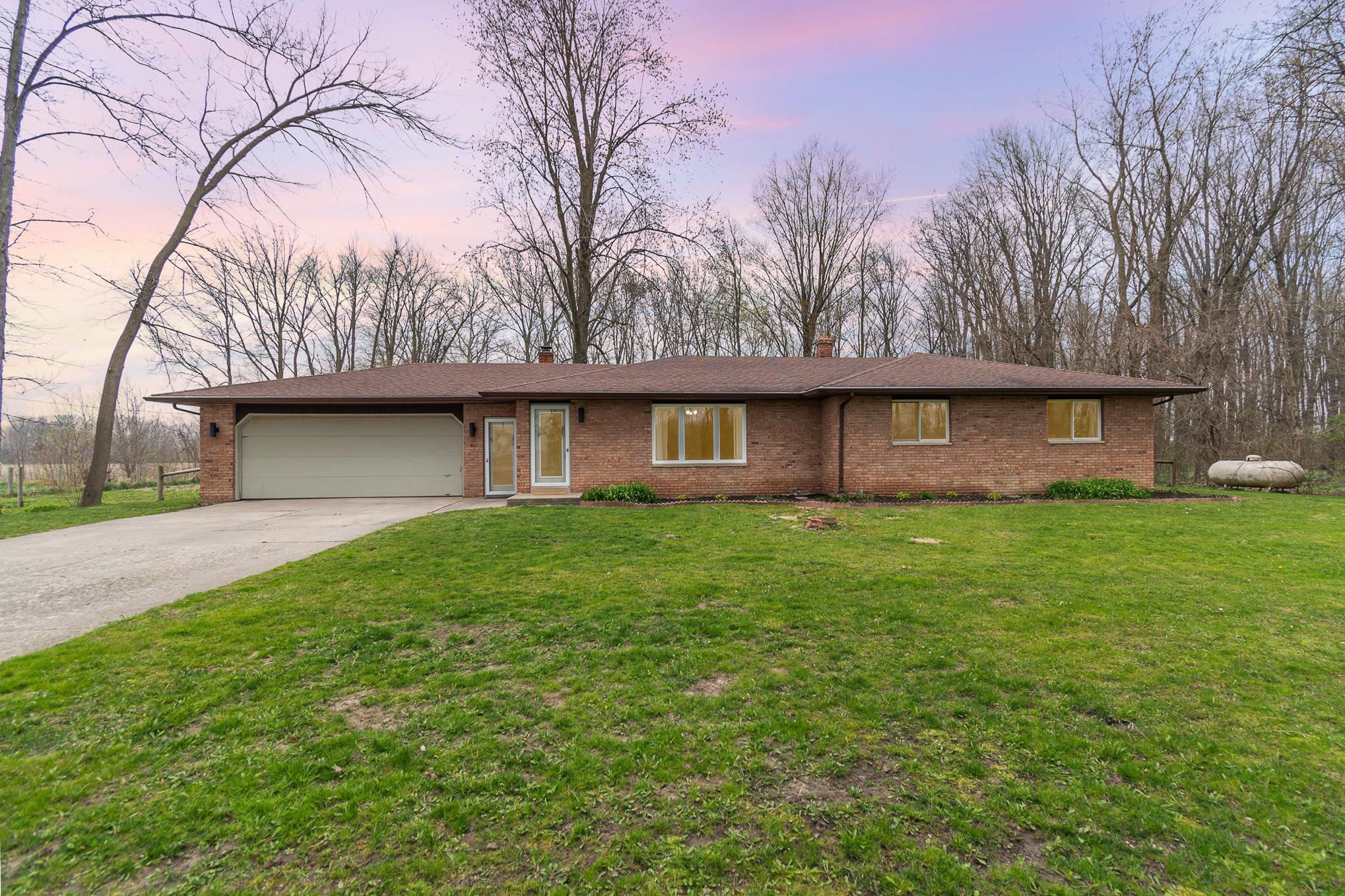 16606 Lunney Road Hemlock, MI 48626 - Photo 1 of 43