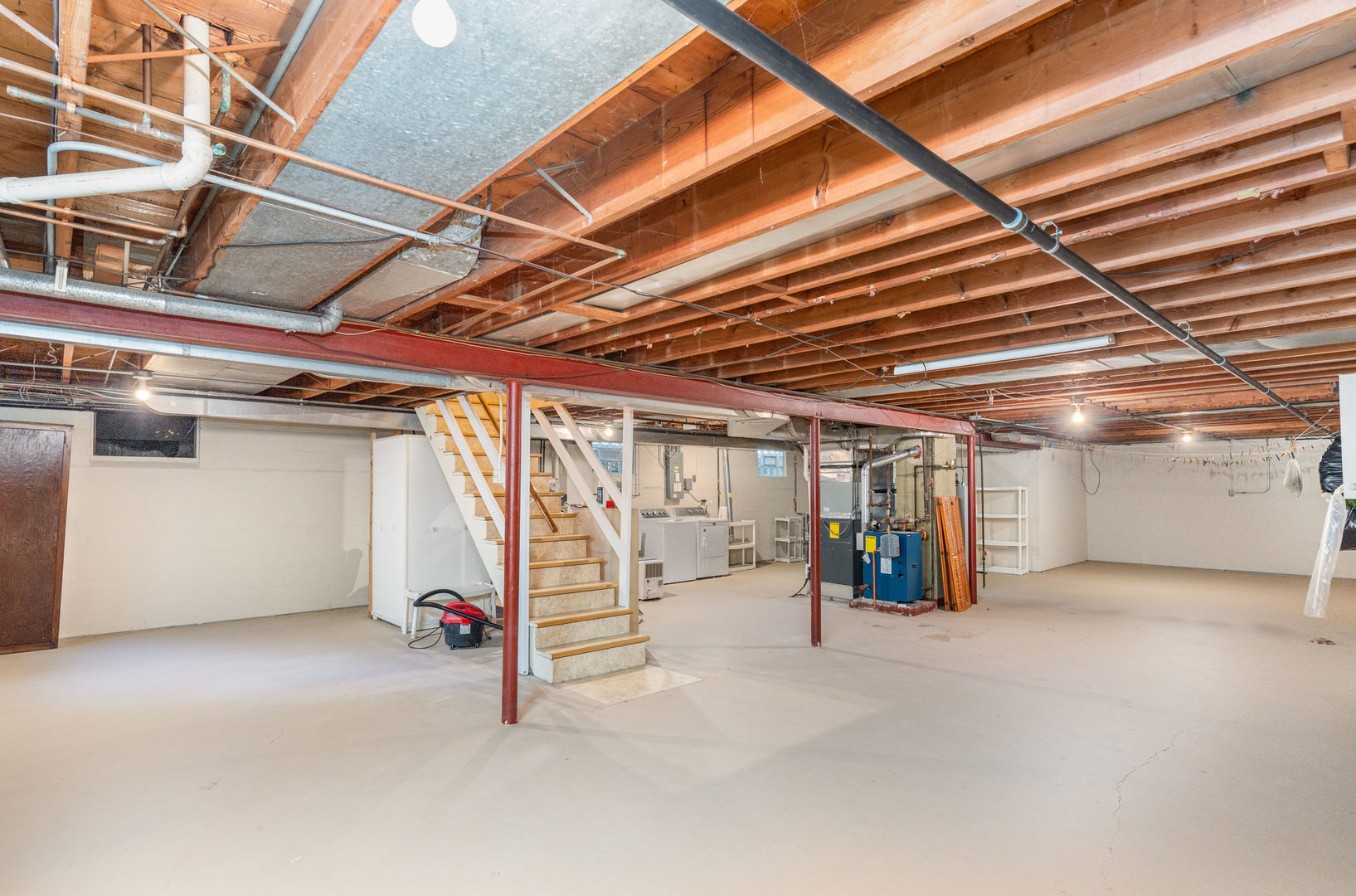 1703 West Acres Road Joliet, IL 60435 - Photo 24 of 33 a view of a room with wooden roof