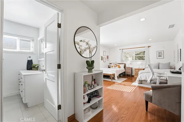 $1,190,000 | 713 East Sycamore Avenue, Orange, CA 92867