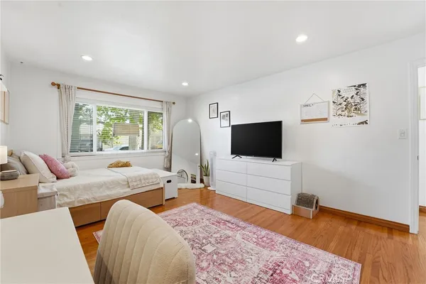 $1,190,000 | 713 East Sycamore Avenue, Orange, CA 92867