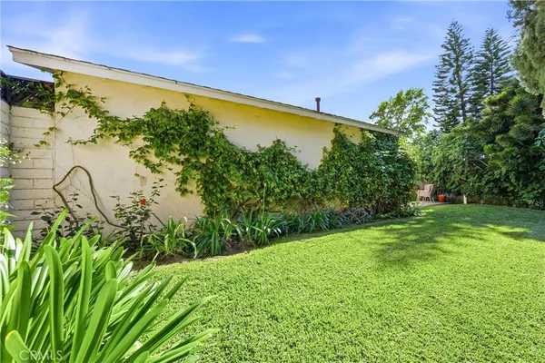 $1,190,000 | 713 East Sycamore Avenue, Orange, CA 92867