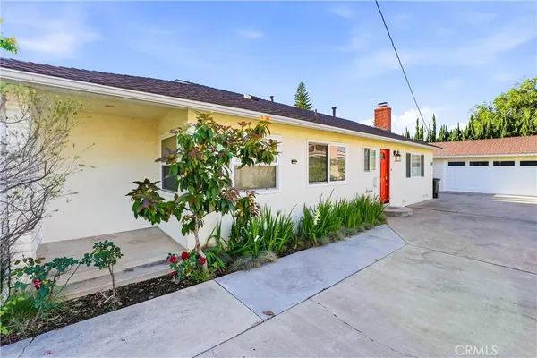 $1,190,000 | 713 East Sycamore Avenue, Orange, CA 92867