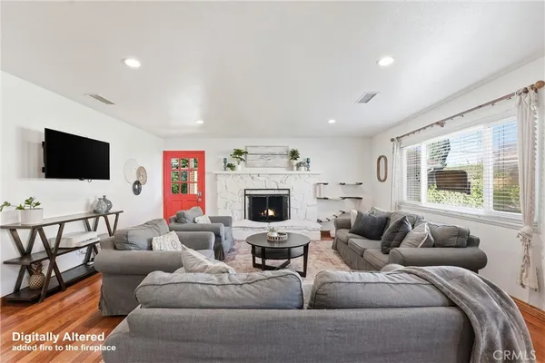 $1,190,000 | 713 East Sycamore Avenue, Orange, CA 92867
