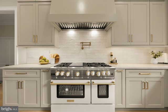 $4,995,000 | 9117 Redwood Avenue, Bethesda, MD 20817