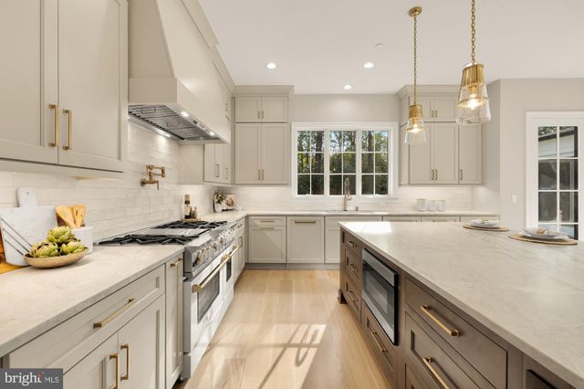 $4,995,000 | 9117 Redwood Avenue, Bethesda, MD 20817