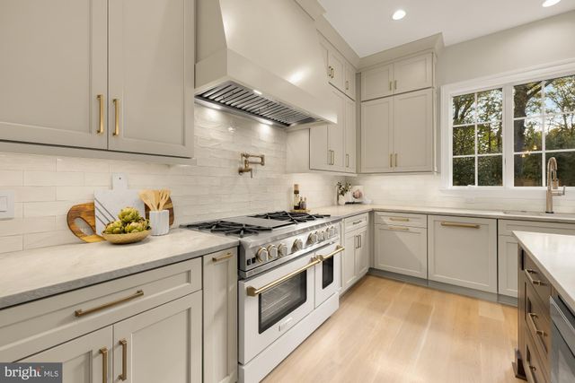 $4,995,000 | 9117 Redwood Avenue, Bethesda, MD 20817