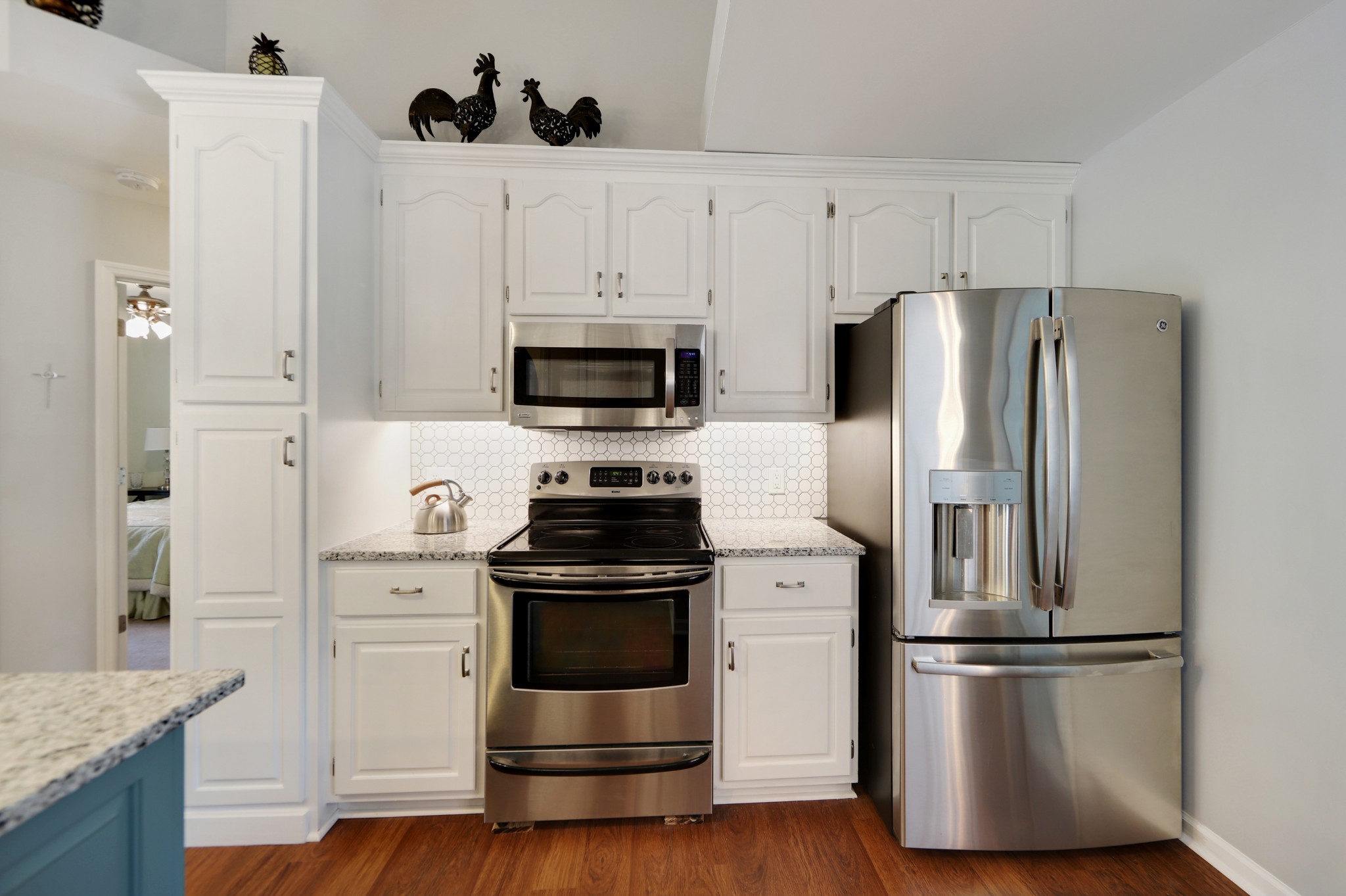 832 Rands Way Columbia, TN 38401 - Photo 18 of 49 a kitchen with stainless steel appliances a refrigerator stove and microwave