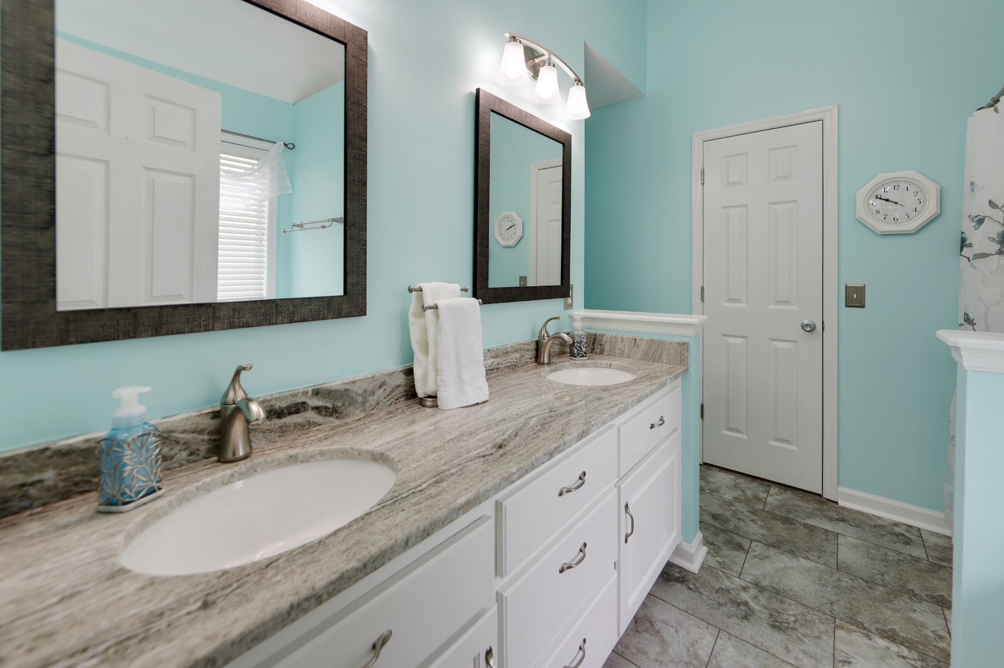832 Rands Way Columbia, TN 38401 - Photo 23 of 49 a bathroom with double sink and a mirror