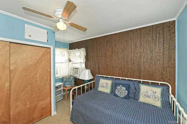 $715,000 | 325 Cayuga Avenue, East Meadow, NY 11554