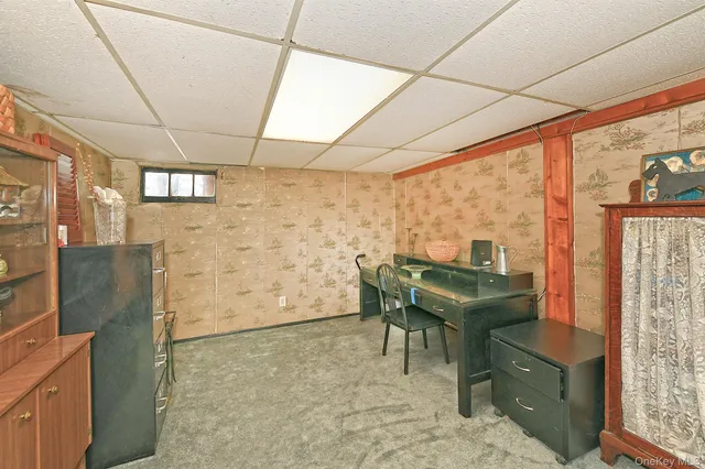 $715,000 | 325 Cayuga Avenue, East Meadow, NY 11554