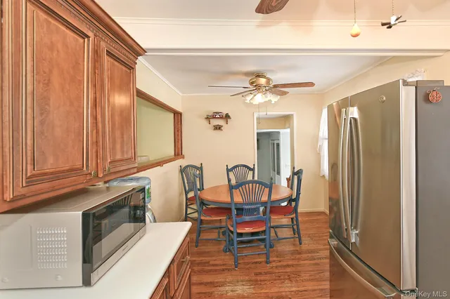 $715,000 | 325 Cayuga Avenue, East Meadow, NY 11554