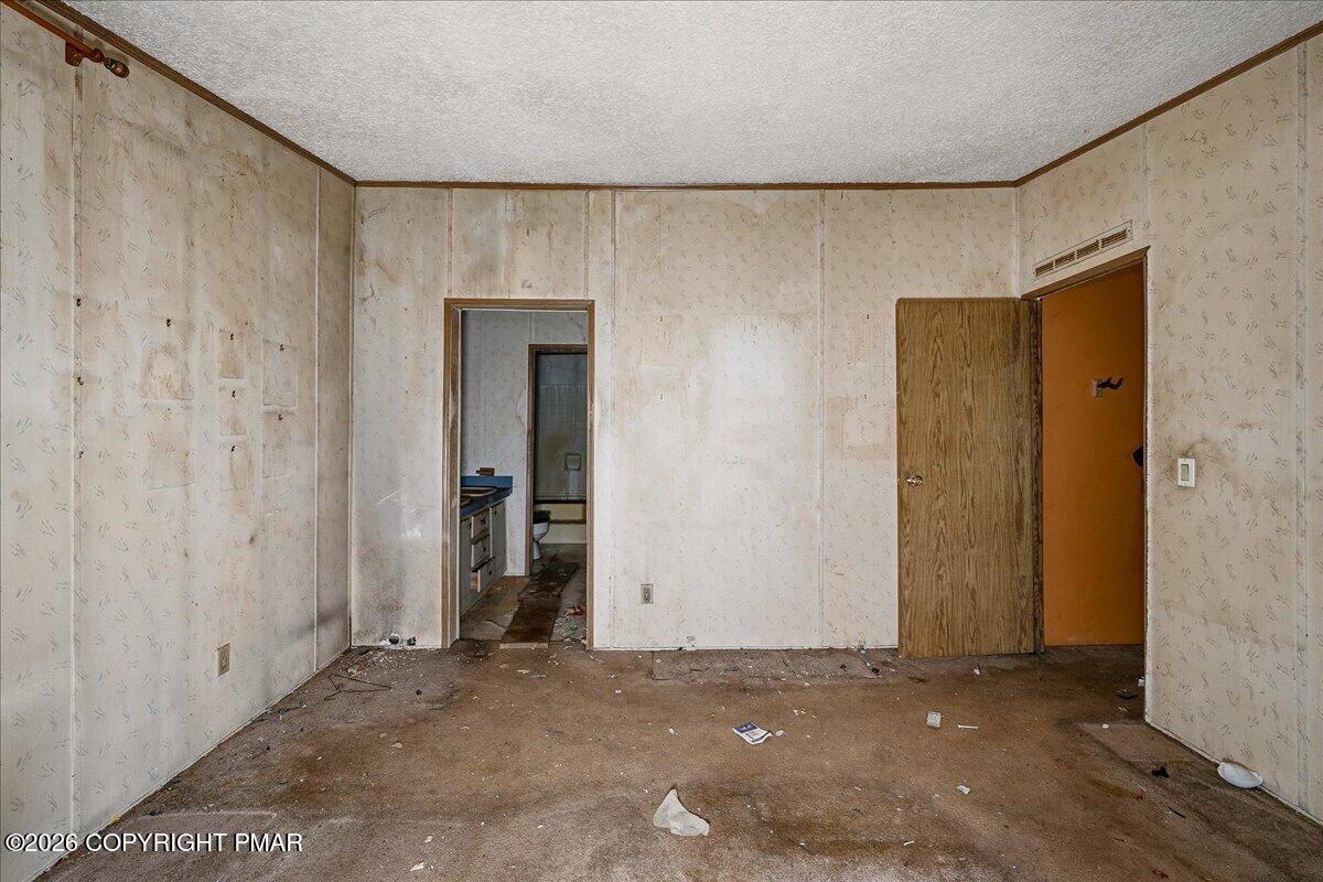 148 Walnut Street Kunkletown, PA 18058 - Photo 15 of 23 16-HomeView_Media-148_Walnut_St