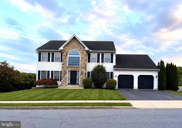 $529,900 | 17 Shelly Drive, Reading, PA 19608