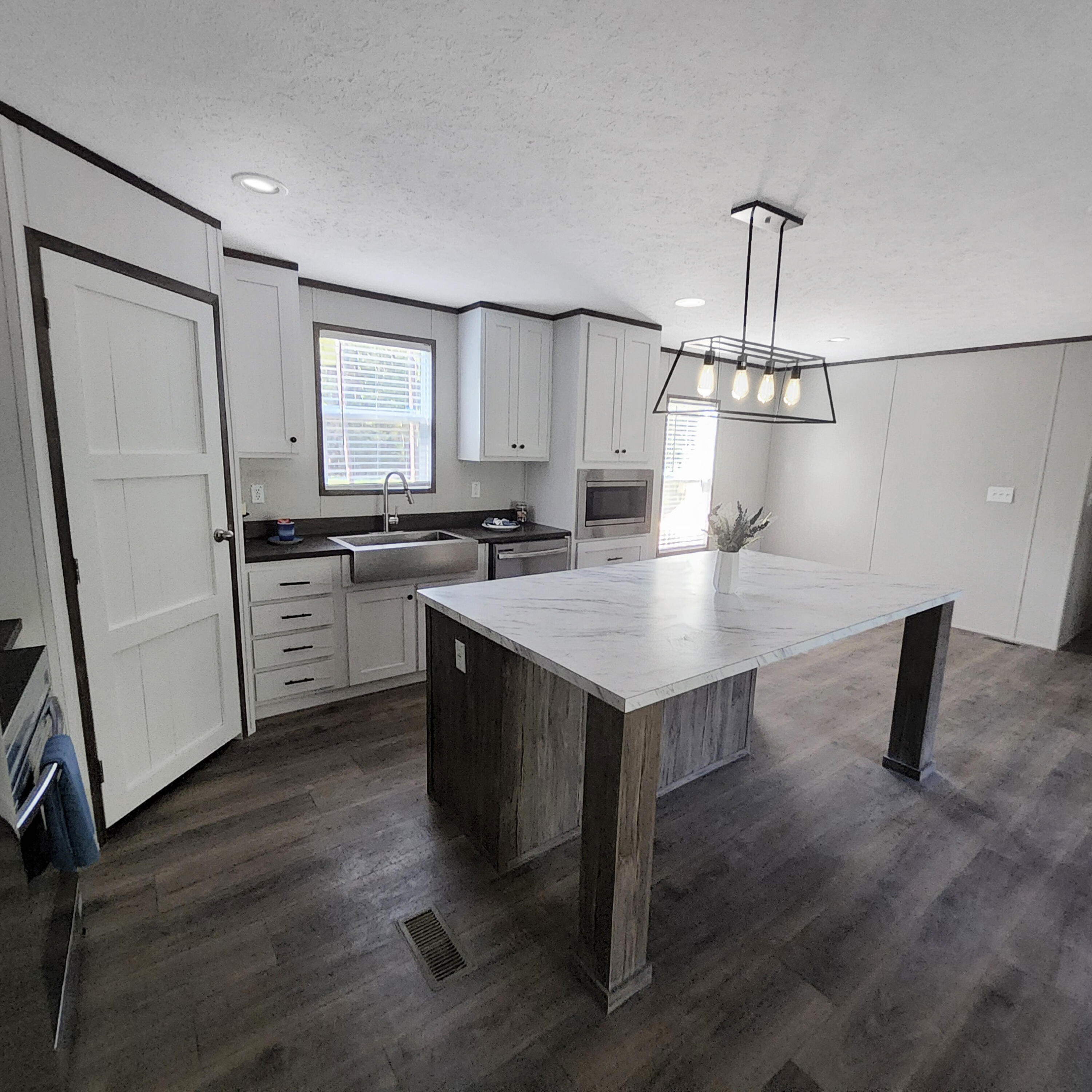 114 Leisure Street Reevesville, SC 29471 - Photo 13 of 58 20250919_095649