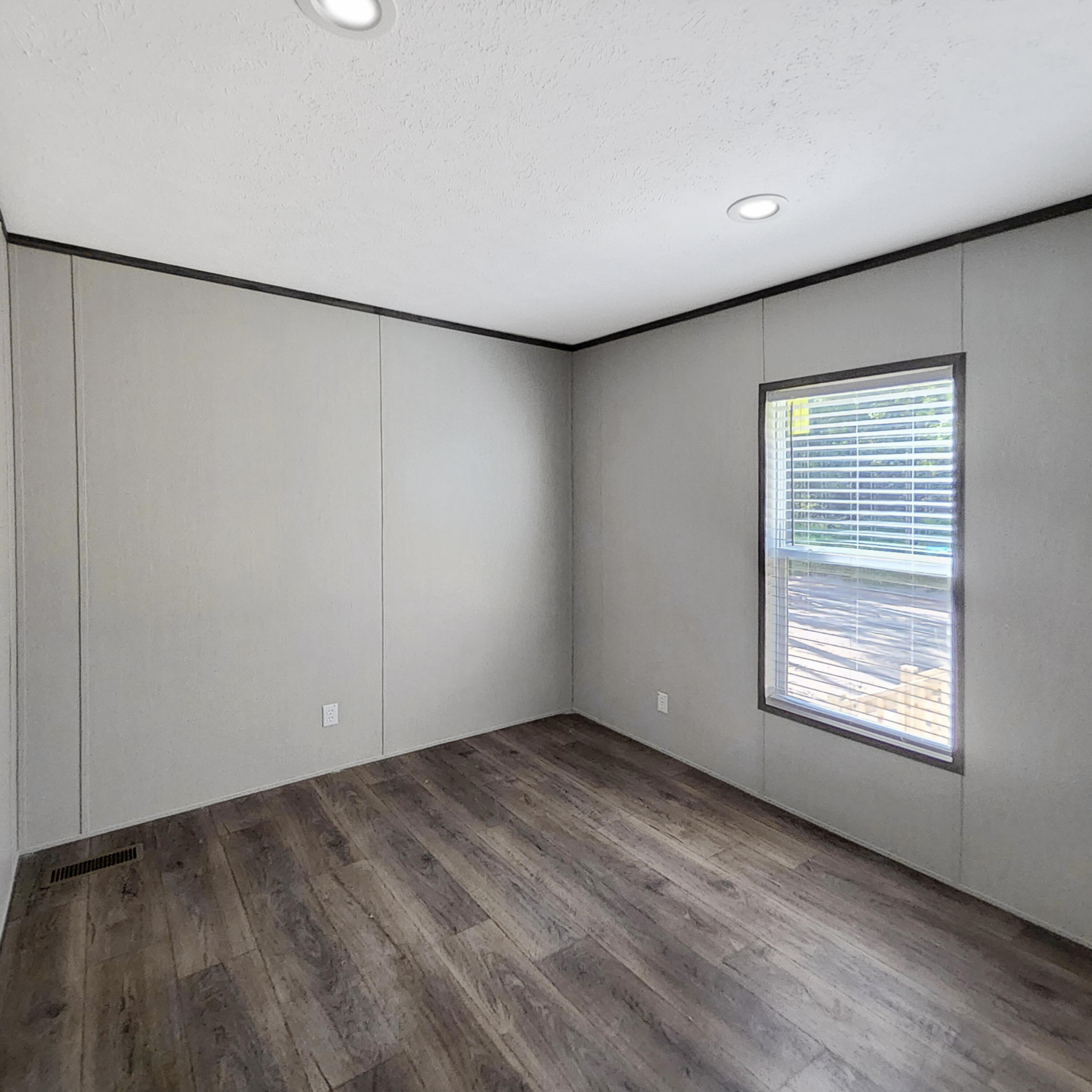 114 Leisure Street Reevesville, SC 29471 - Photo 29 of 58 20250919_100133