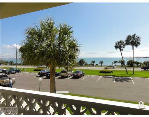 7 Elgin Place, Unit 208 Dunedin, FL 34698 - Photo 1 of 1 Exterior Front