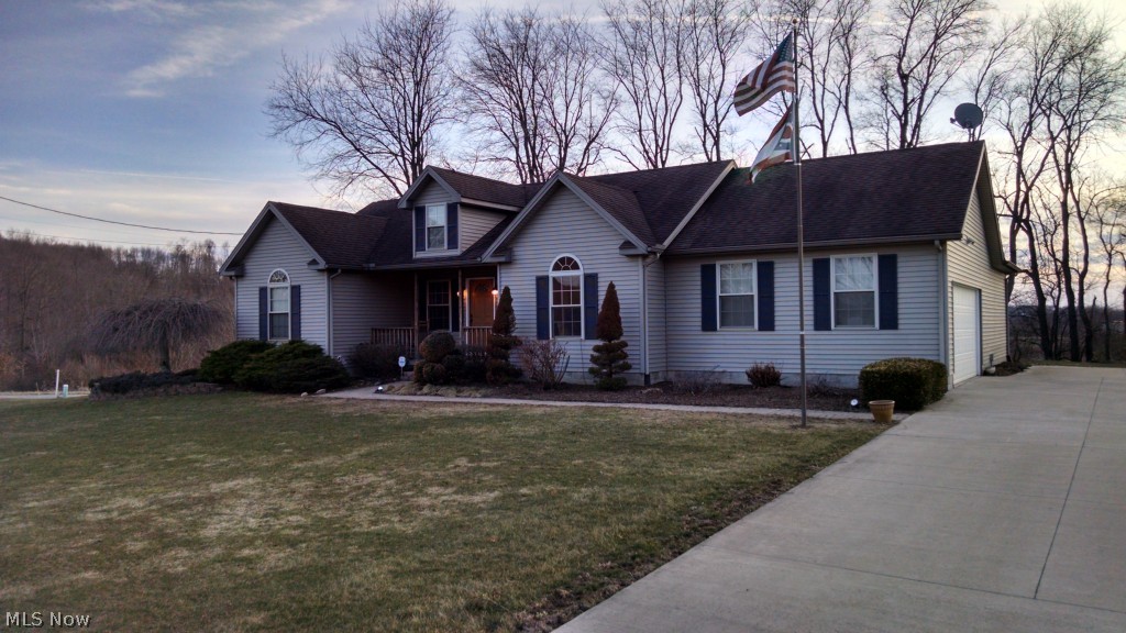 27426 Weaver Road East Rochester, OH 44625 - Photo 25 of 25 Call today for your showing!