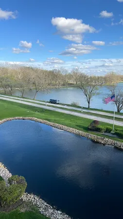 $180,000 | 3640 186th Street, Unit 405, Lansing, IL 60438