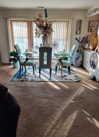 $180,000 | 3640 186th Street, Unit 405, Lansing, IL 60438