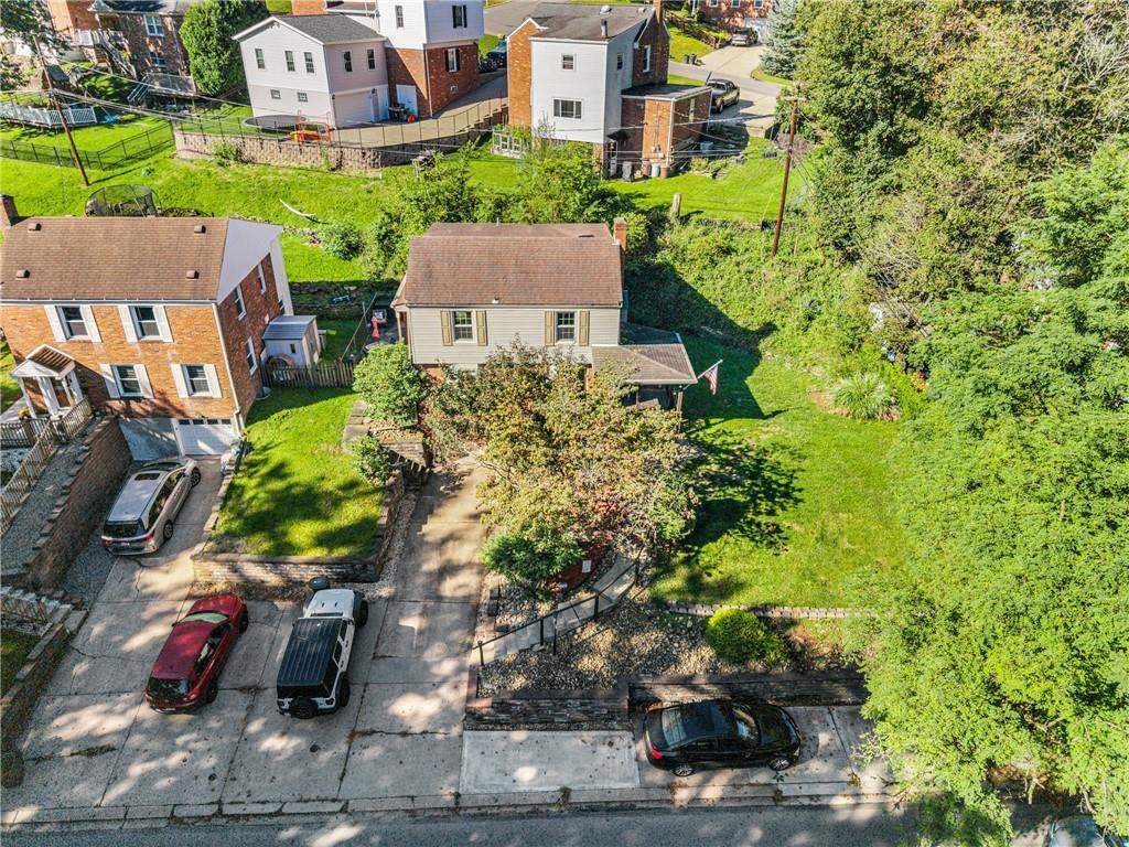 322 East Bruceton Road Pittsburgh, PA 15236 - Photo 2 of 29 Gallery Image 2