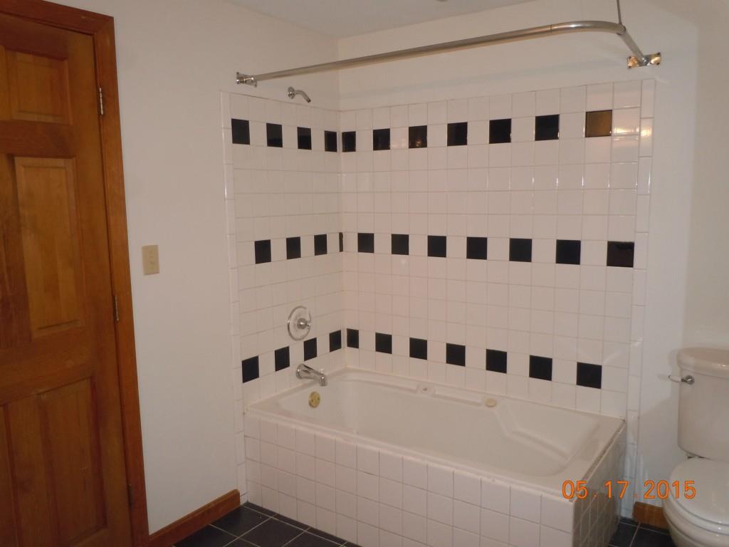 8 Highland Road Limerick, ME 04048 - Photo 19 of 29 Photo